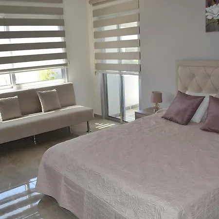 شقة فندقية لشقق ماريانا الفندقية 3*