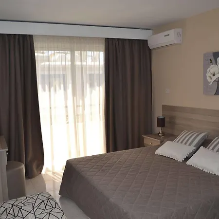 لشقق ماريانا الفندقية شقة فندقية