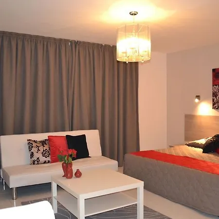 لشقق ماريانا الفندقية