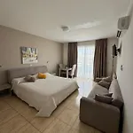 شقة فندقية لشقق ماريانا الفندقية ليماسول