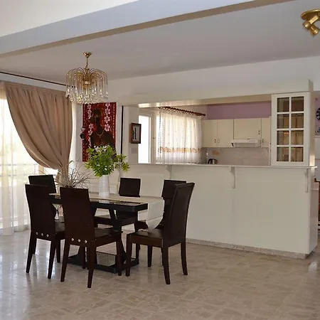 Marianna Aparthotel 3*