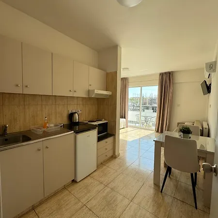 Marianna Aparthotel Limassol