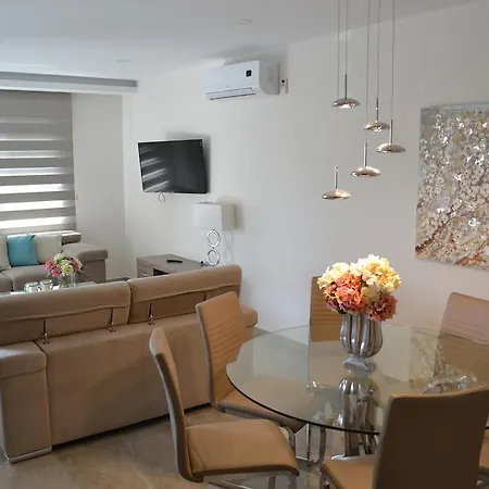 Marianna Aparthotel 3*