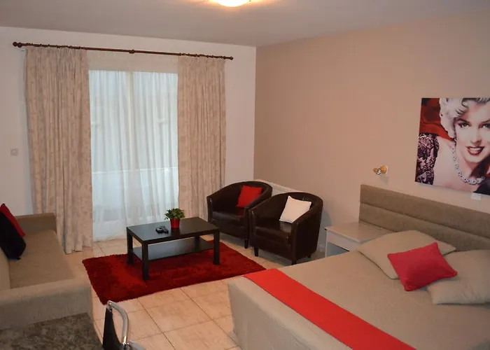 Aparthotel Marianna Lemesos