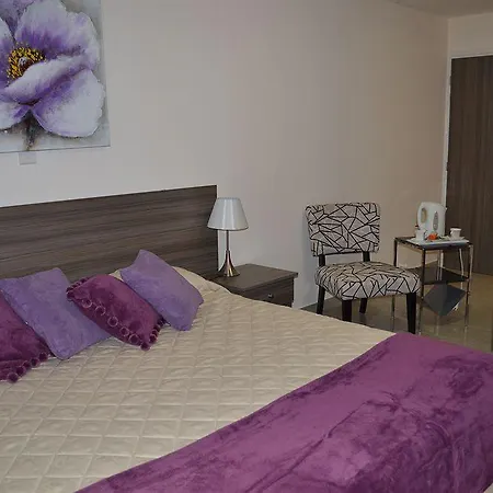 Marianna Aparthotel 3*