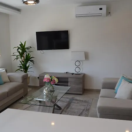 Marianna Aparthotel 3*