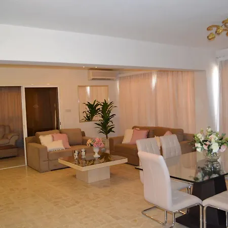 Marianna Apartmanhotel